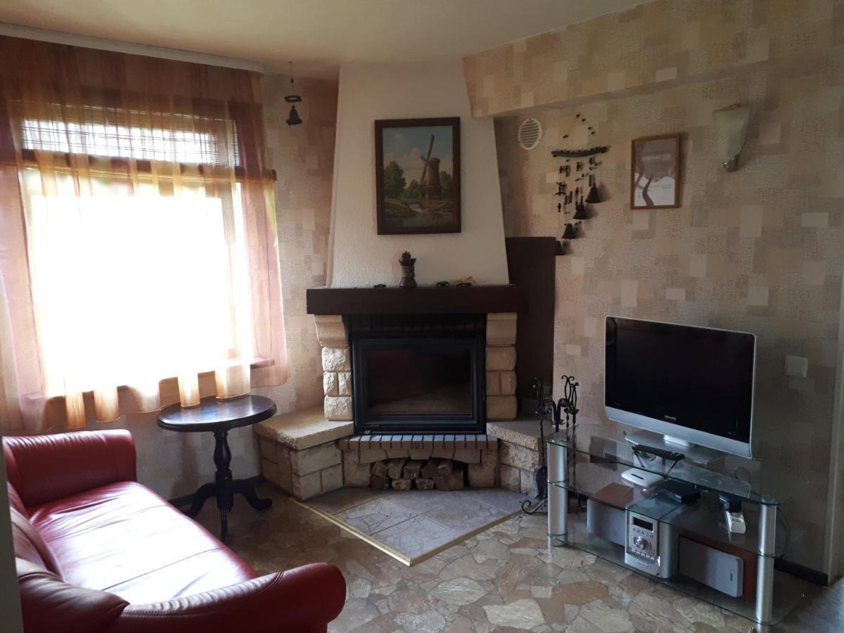 Viesu Maja "Osmany" Dvarci Exterior foto